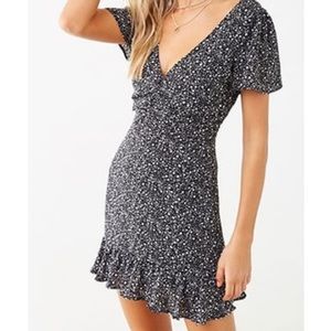 Forever 21 Floral Ruched Mini Dress